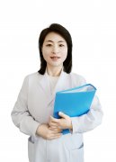 洪岩 精神科主任